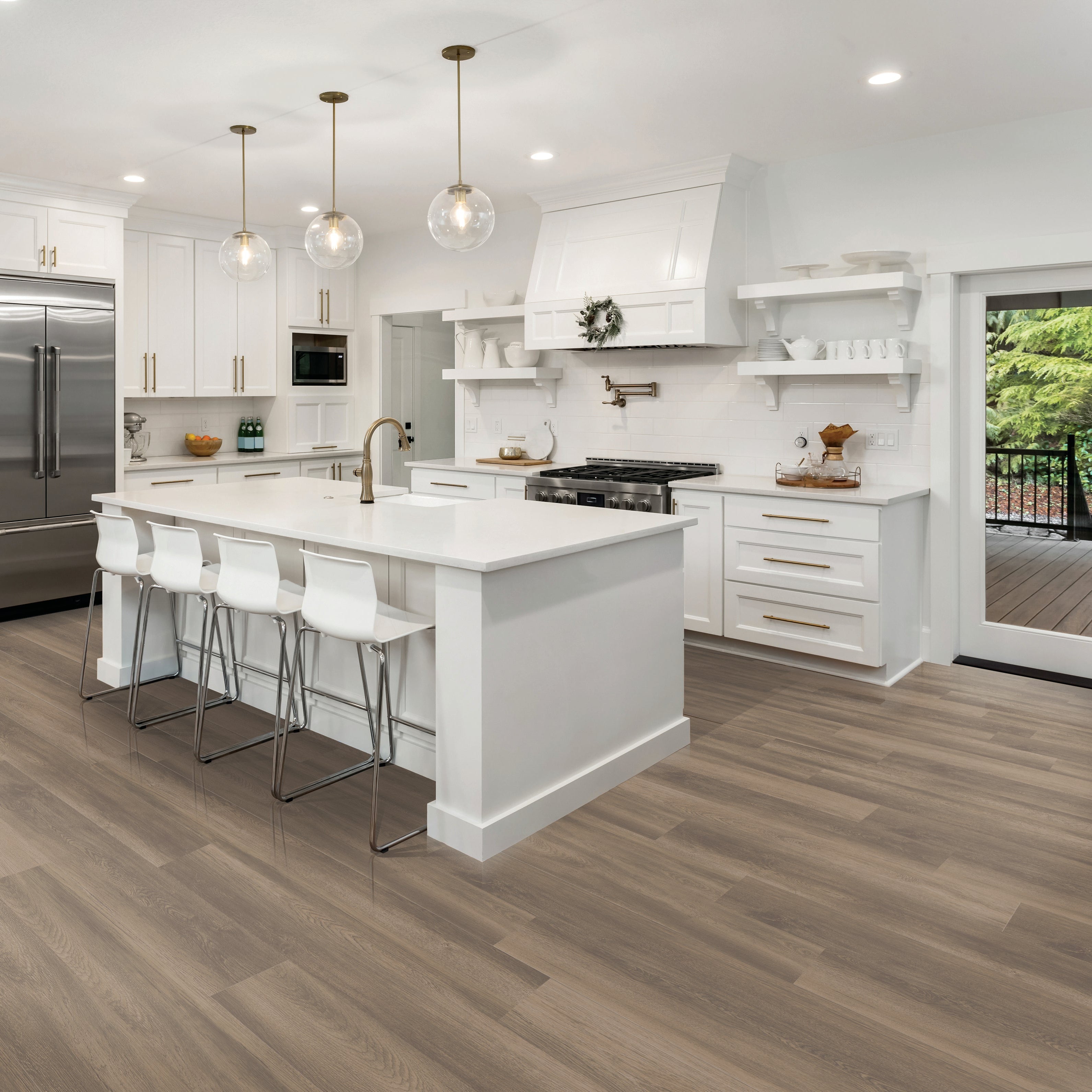 SyN Vintage Oak Luxury Vinyl Plank Flooring 6.5mm - 7.1 in. x 48 in.