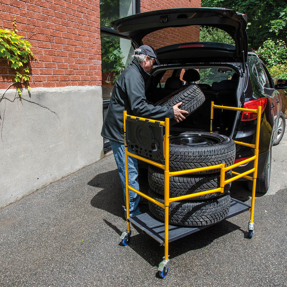 Metaltech-Omega I-IMCNAT 500 lb (250 lb/Platform) 10-21.5-33 in 14 Gauge Steel Scaffold Work Platform