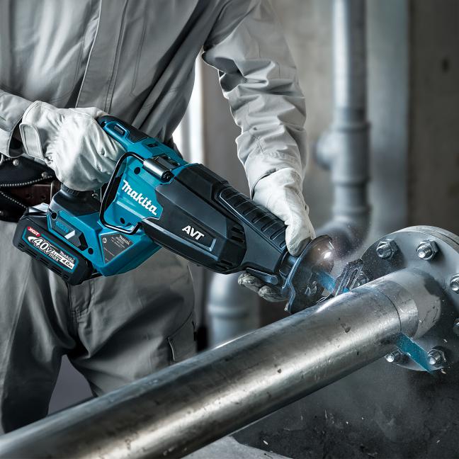 MAKITA JR002GM102 40Vmax XGT Brushless Reciprocating Saw Kit (4.0Ah x1)