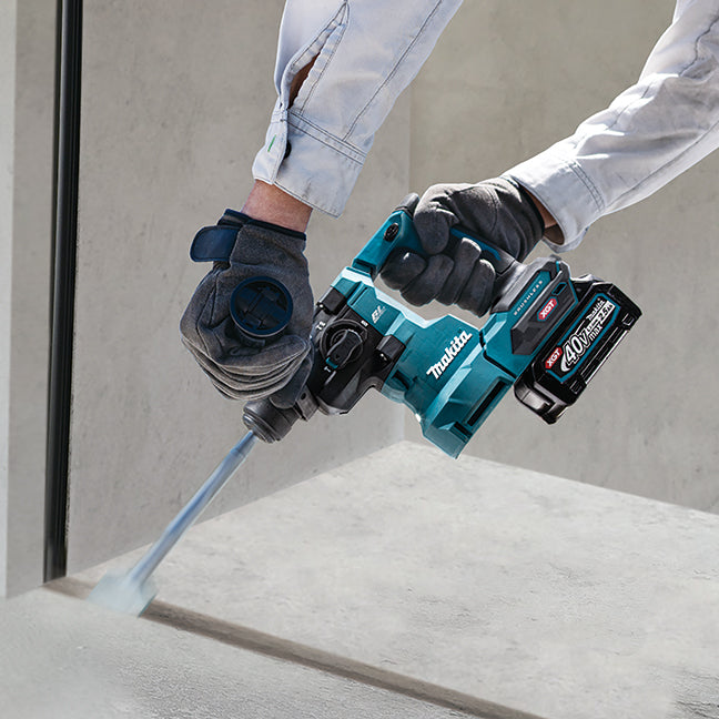 Makita HR010GZ 40Vmax XGT Brushless 13/16 in. Compact Rotary Hammer SDS-PLUS (Tool Only)