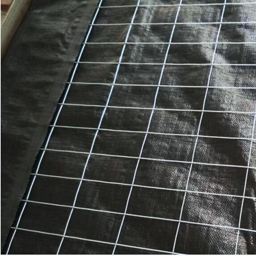 DuraDrive 3 ft. x 100' 14.5-Gauge Wired Back Erosion Fence