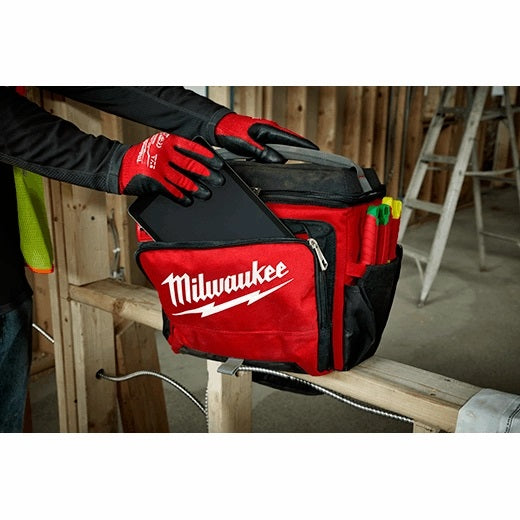 MILWAUKEE 48-22-8250 JOBSITE COOLER CONSTRUCTED W/ 1680D BALLISTIC