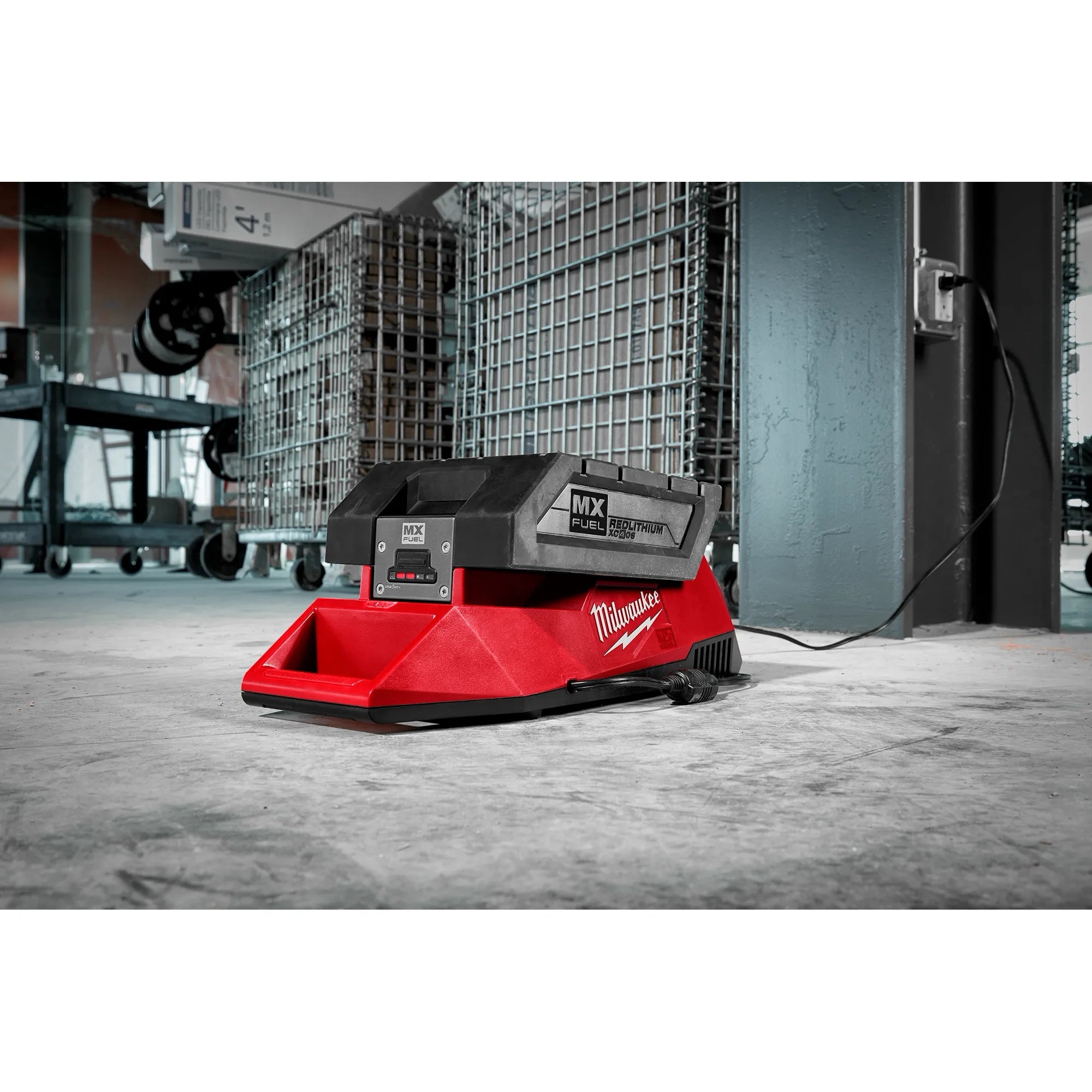 MILWAUKEE MXFC MX FUEL CHARGER