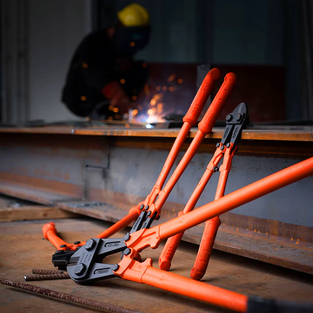 Vanquish 18 in. Bolt Cutter