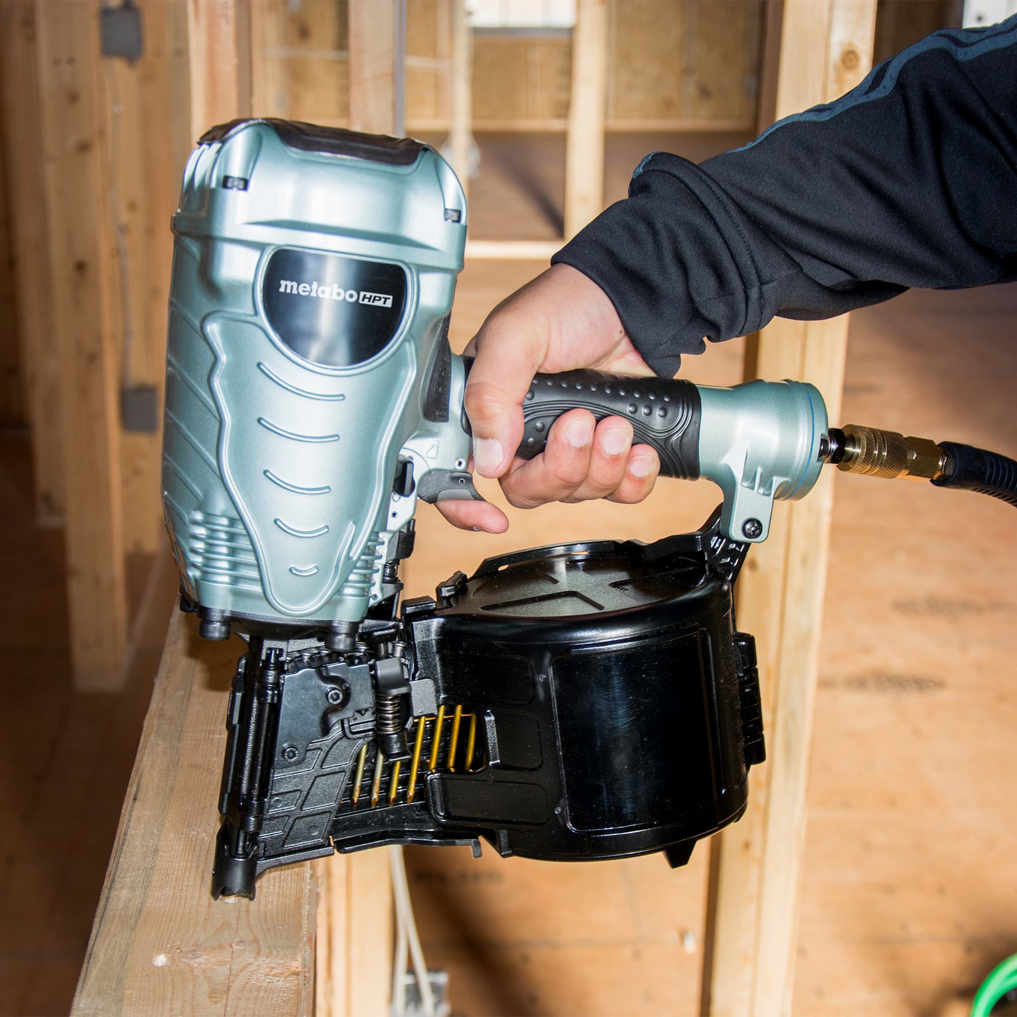 Metabo HPT NV90AGSM 200-300 Nails 1-3/4 - 3-1/2 in 0.99-0.131 in Pneumatic Framing Nailer