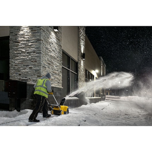 DeWalt DCSNP2142Y2-CA 16 Parking Spaces 1 Stage 190 deg Brushless Single-Stage Snow Blower Kit