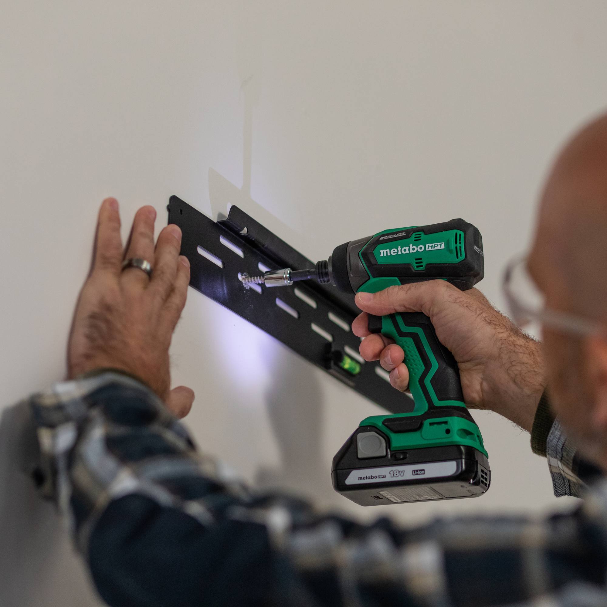 Metabo HPT WH18DDX Hex 1240 in/lb 0-4000 ipm Brushless Keyless Chuck Cordless Impact Driver Kit