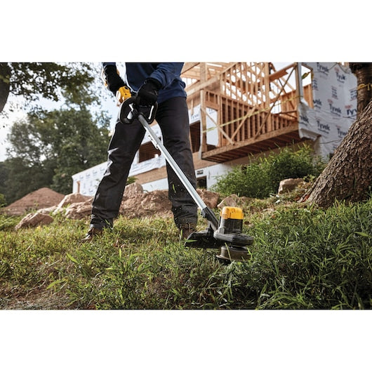 DeWalt DCST925M1 13 in 0.080 in 20 V Cordless String Trimmer (Tool Only)