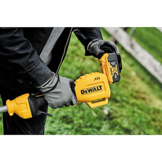 DeWalt DCST925M1 13 in 0.080 in 20 V Cordless String Trimmer (Tool Only)