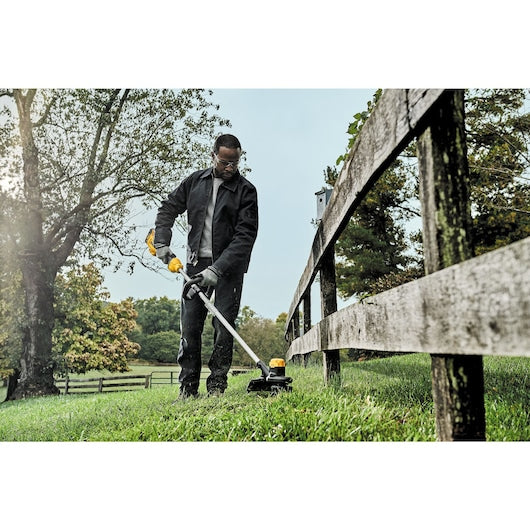 DeWalt DCST925M1 13 in 0.080 in 20 V Cordless String Trimmer (Tool Only)