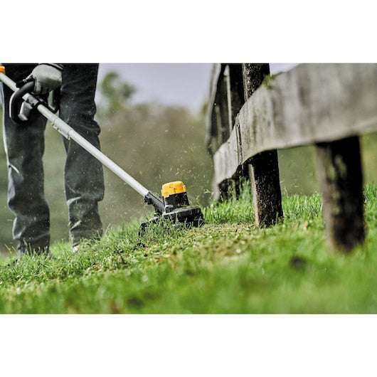 DeWalt DCST925M1 13 in 0.080 in 20 V Cordless String Trimmer (Tool Only)