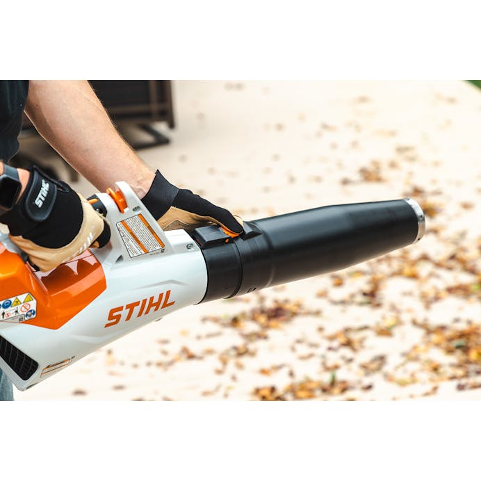 STIHL BGA 60 459 cfm 36 V Lithium-Ion Handheld Blower Kit