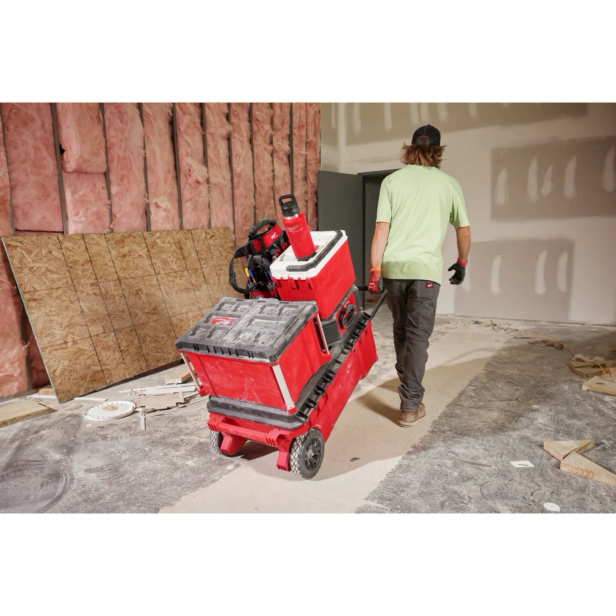 MILWAUKEE 48-22-8397R PACKOUT™ 36oz Insulated Bottle with Chug Lid