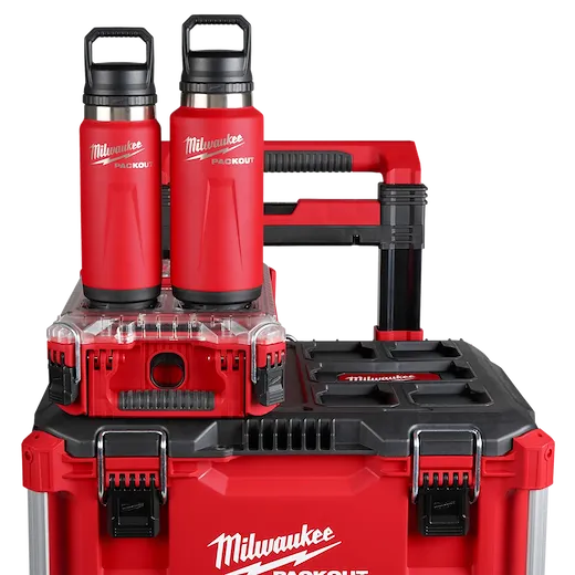 Milwaukee 48-22-8382R PACKOUT™ 18 oz 18/8 Stainless Steel Red Insulated Bottle with Chug Lid