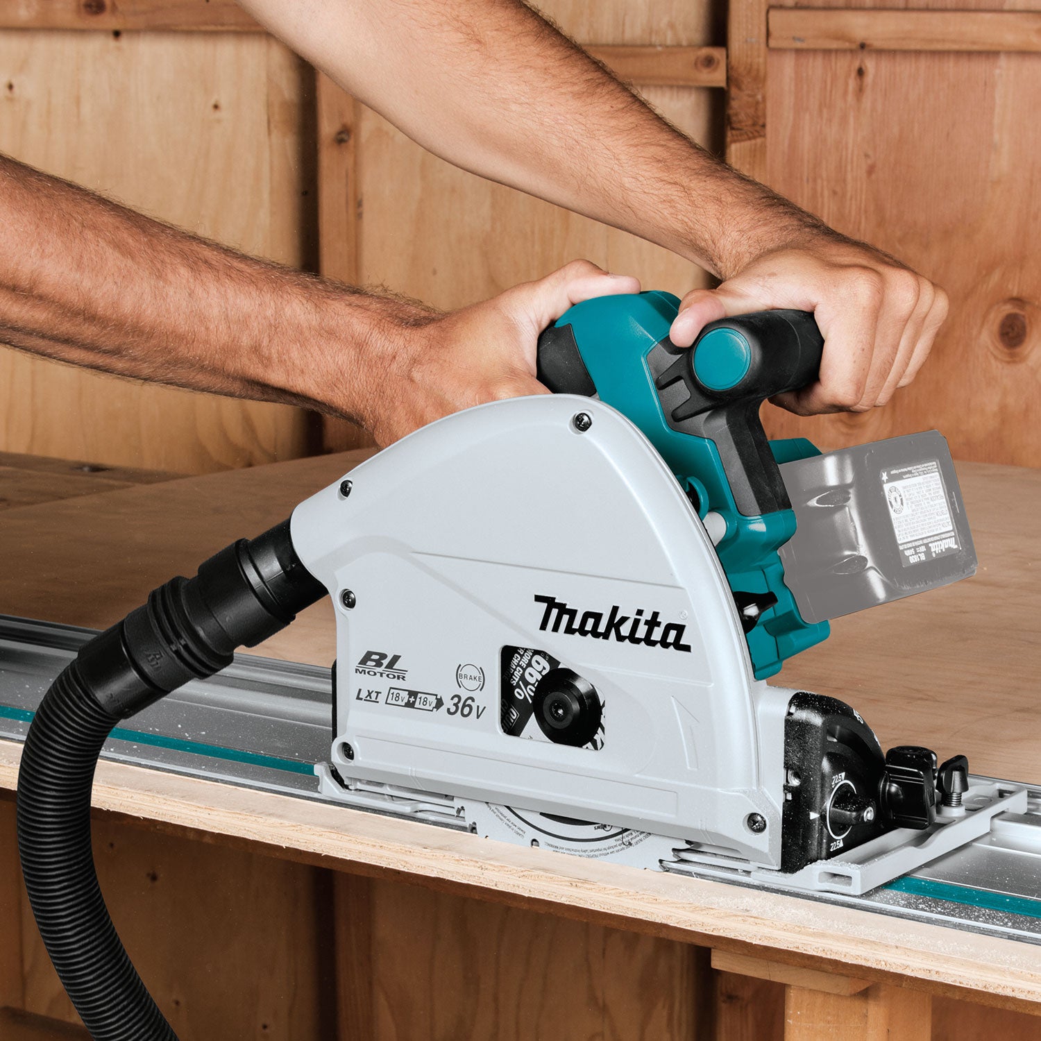 Makita DSP601ZJ LXT® 6-1/2 in 13/16 in Carbide-Tipped Brushless Cordless Circular Saw (Tool Only)