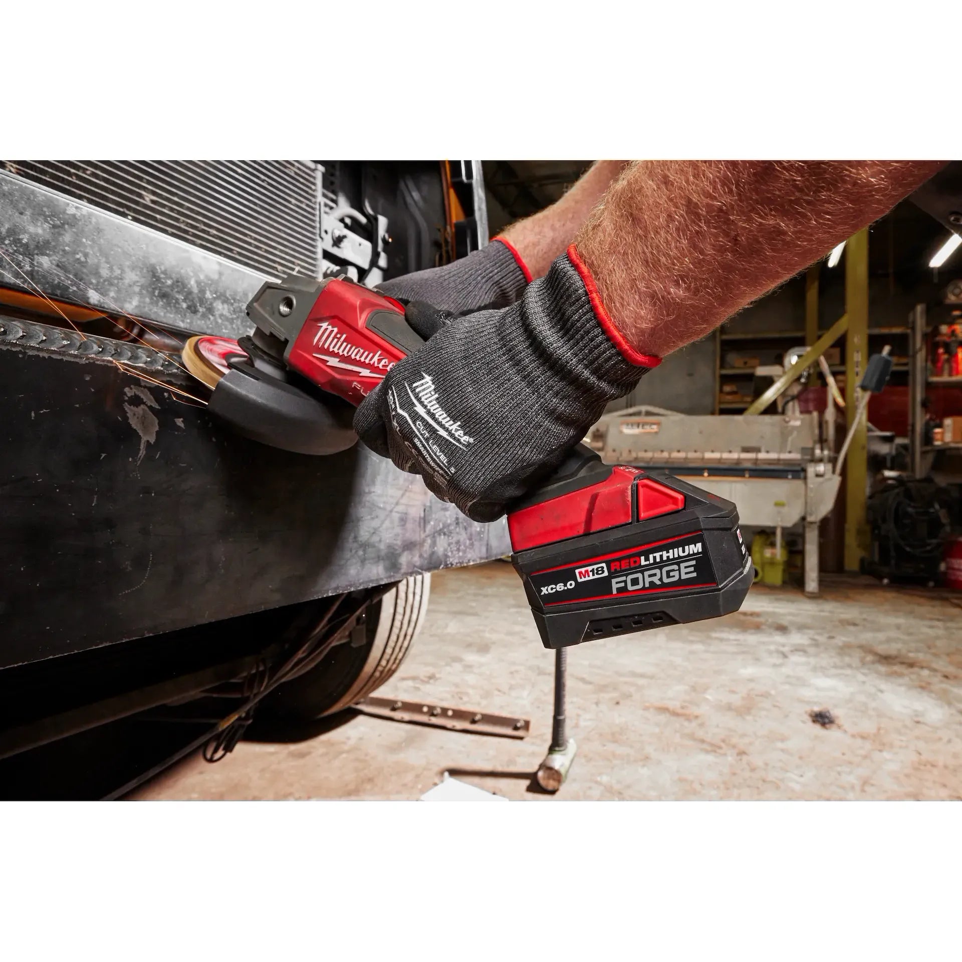 Milwaukee 48-11-1861 REDLITHIUM™ FORGE™ Lithium-Ion 18 V 6 Ah Rechargeable Lithium-Ion Battery