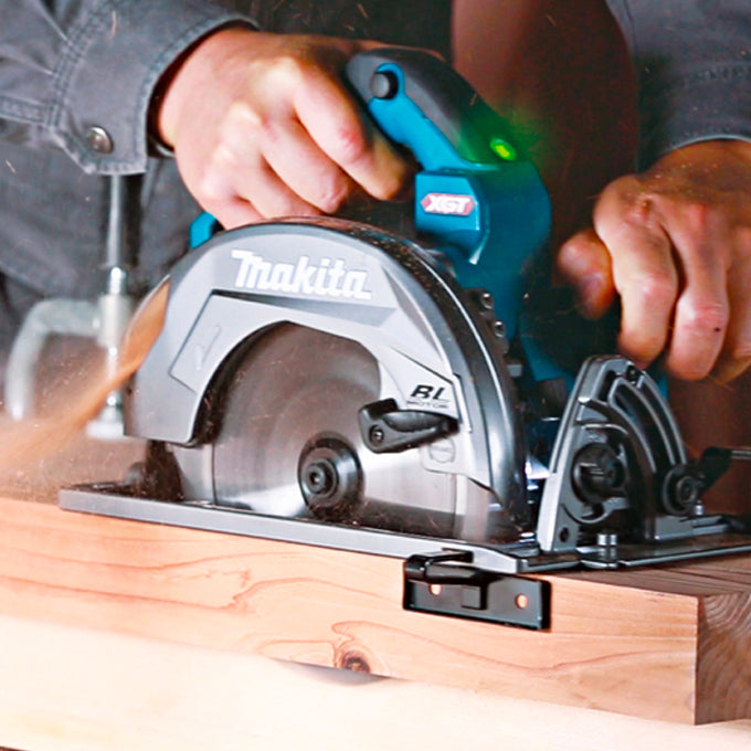 Makita HS004GZ 7-1/4 in 5/8 in Carbide Brushless Cordless Circular Saw (Tool Only)