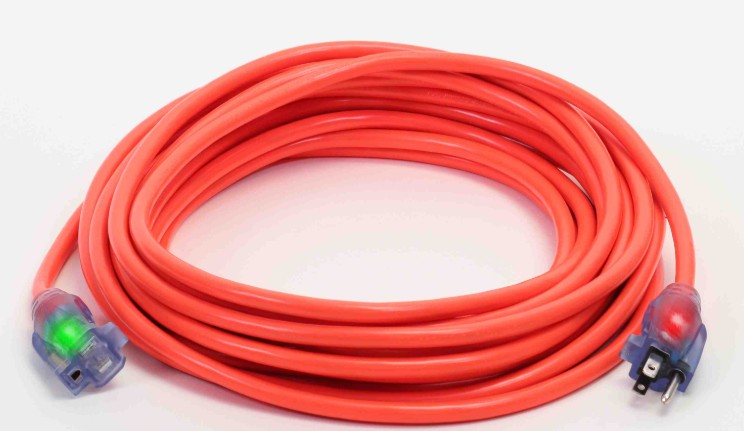 Century D17332100 ProGlo 14/3 SJTW 100 feet Coldweather Extension Cord Single Tap with "CGM" and lighted ends