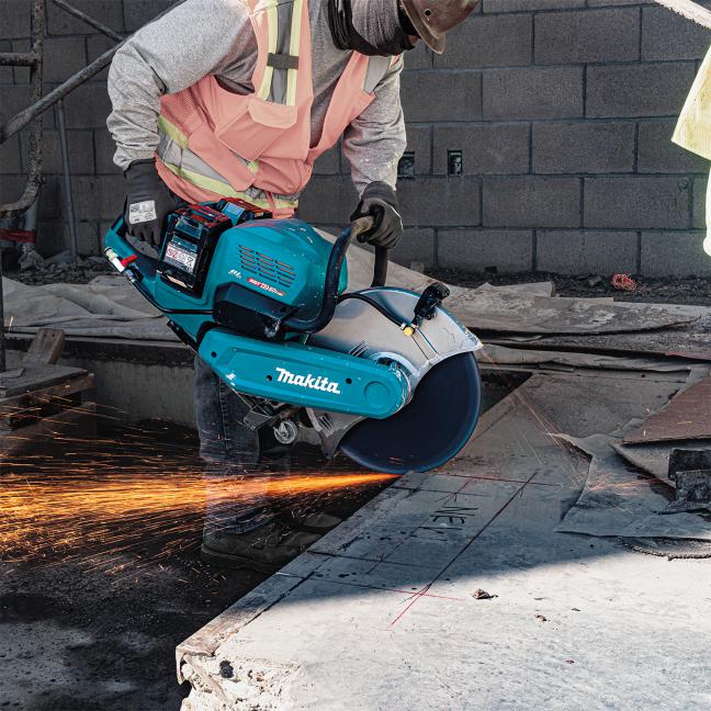 Makita CE001GL401 80V (40V x 2) Max XGT Brushless 14 in. Power Cutter Kit (4 x 8.0Ah)