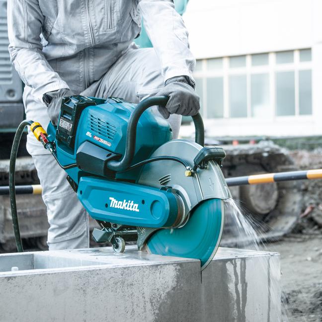 Makita CE001GL401 80V (40V x 2) Max XGT Brushless 14 in. Power Cutter Kit (4 x 8.0Ah)