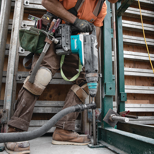 MAKITA HR006GM203 80V(40Vx2)max XGT Brushless 2 in. Rotary Hammer SDS-MAX Kit (4.0Ah x2)