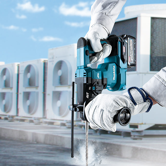 MAKITA HR010GD101 40Vmax XGT Brushless 13/16 in. Compact Rotary Hammer SDS-PLUS Kit (2.5Ah x1)