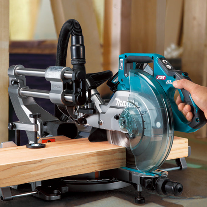 MAKITA LS002GZ 40Vmax XGT Brushless 8-1/2 in. Dual Compound Mitre Saw with AWS (Tool Only)