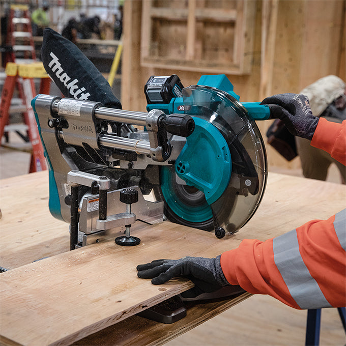 MAKITA LS004GM102 40Vmax XGT  10 in. Dual Compound Mitre Saw Kit with AWS (4.0Ah x1)