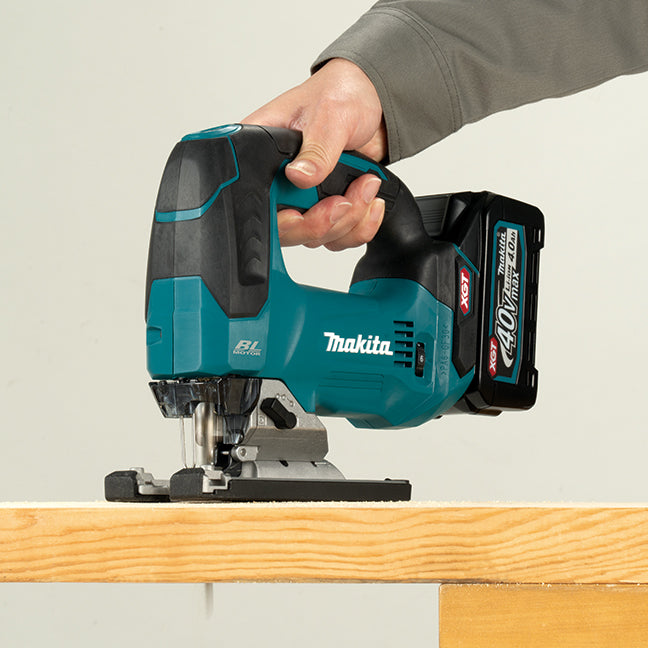 Makita JV002GZ 40Vmax XGT Brushless Jig Saw w/D-Handle, Tool Only