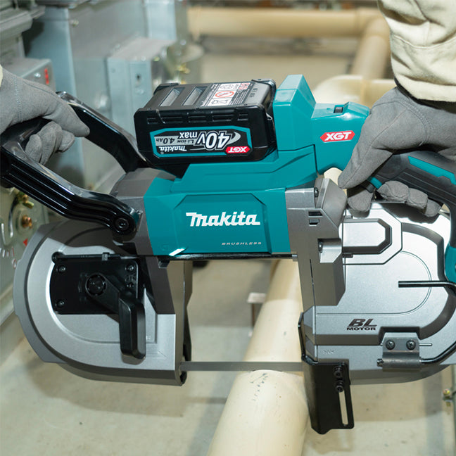 MAKITA PB002GM101 40Vmax XGT Brushless Portable Band Saw Kit (4.0Ah x1)