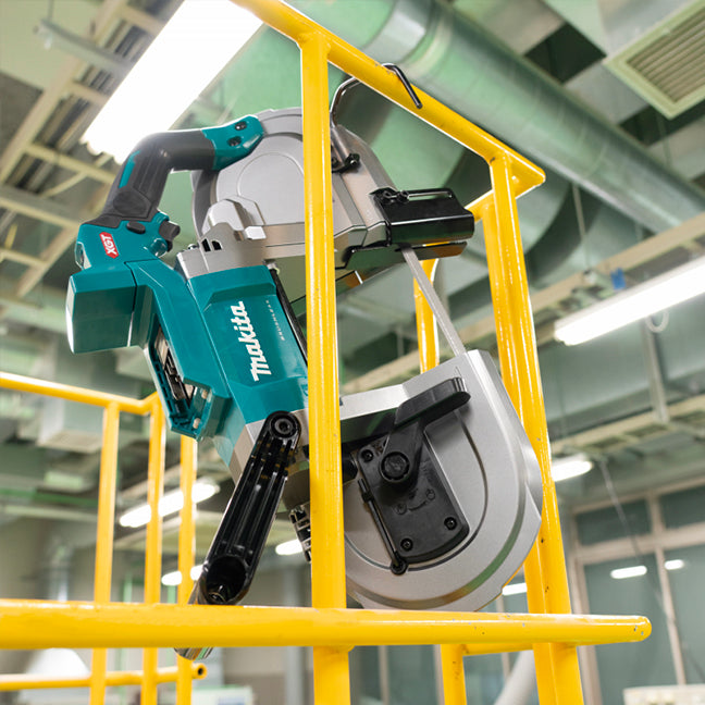 MAKITA PB002GM101 40Vmax XGT Brushless Portable Band Saw Kit (4.0Ah x1)