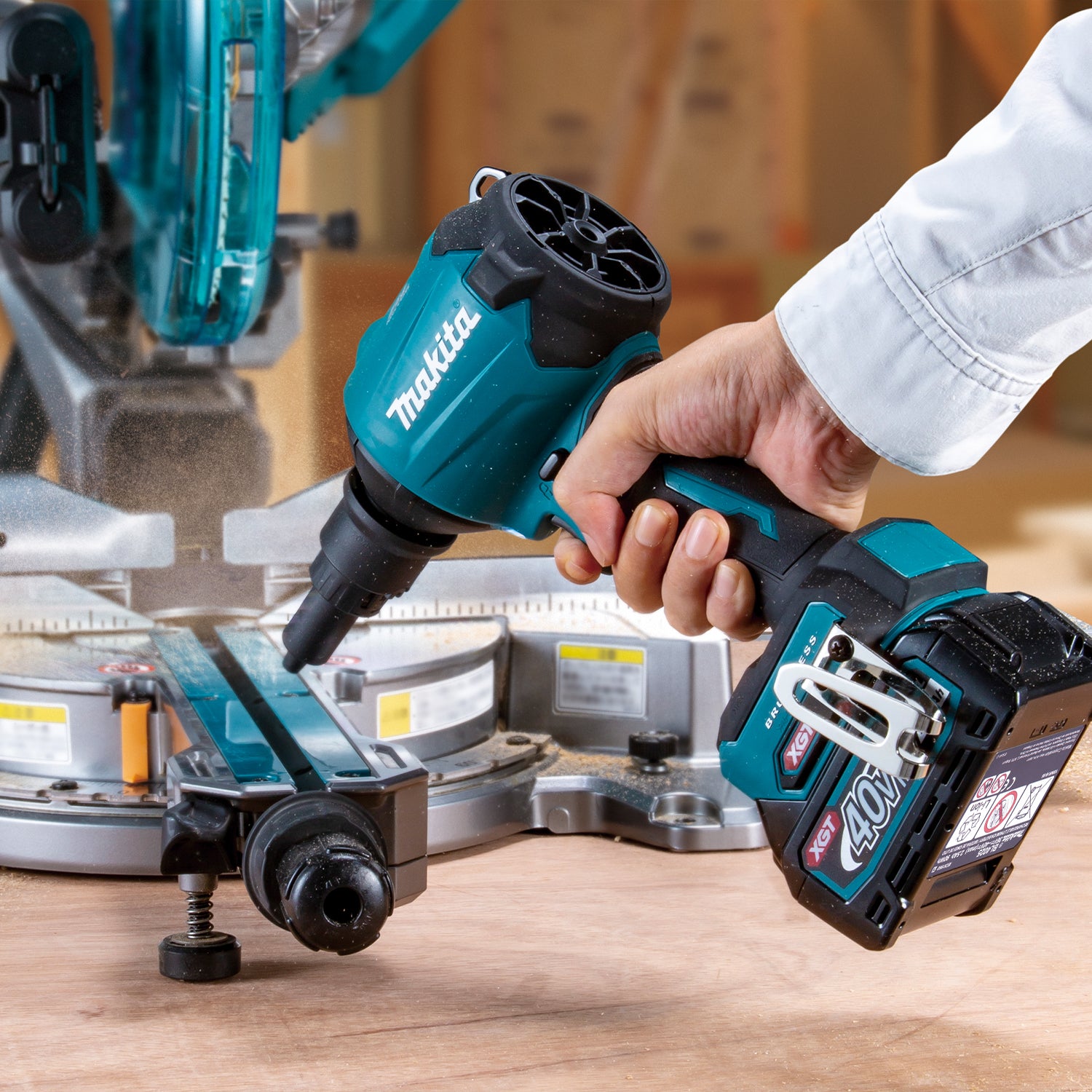 MAKITA AS001GZ 40Vmax XGT Brushless 4-Speed Air Duster, Tool Only