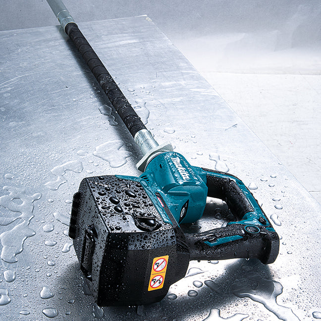 MAKITA VR003GZ 40Vmax XGT Brushless 1-1/4 in. x 3.9 ft. Concrete Vibrator (Tool Only)