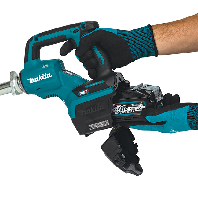 MAKITA VR003GZ 40Vmax XGT Brushless 1-1/4 in. x 3.9 ft. Concrete Vibrator (Tool Only)