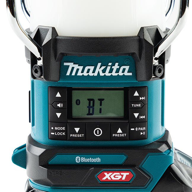 MAKITA MR010G 40V max XGT Cordless Lantern Radio w/Bluetooth, XPT & Flashlight (Tool Only)