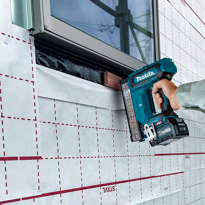 MAKITA FN001GZ 40Vmax XGT Brushless 1-5/8 in. 18 ga Brad Nailer (Tool Only)