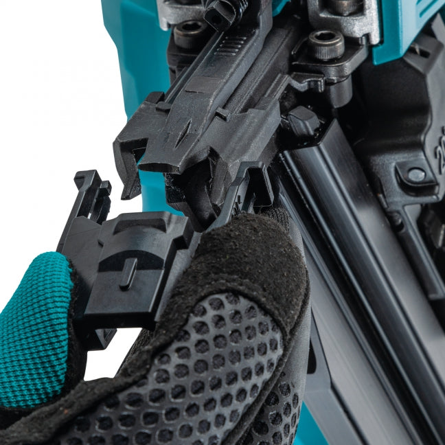 Makita DBN900ZK 18V LXT BL 3-1/2 in. 30-Degree Framing Nailer (Tool Only)