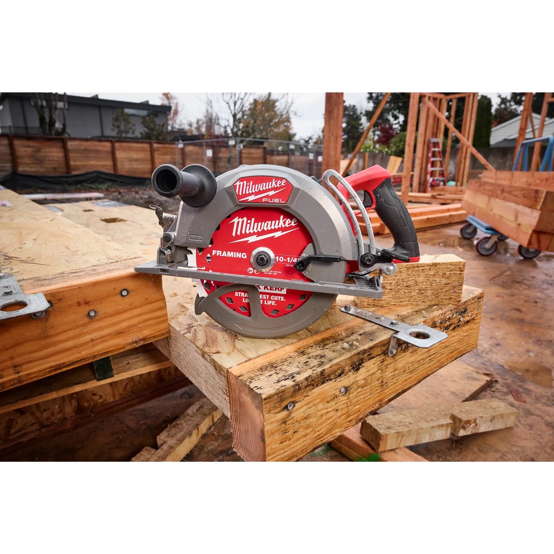 Milwaukee 3026-20 M18 Fuel Circular Saw 10-1/4"
