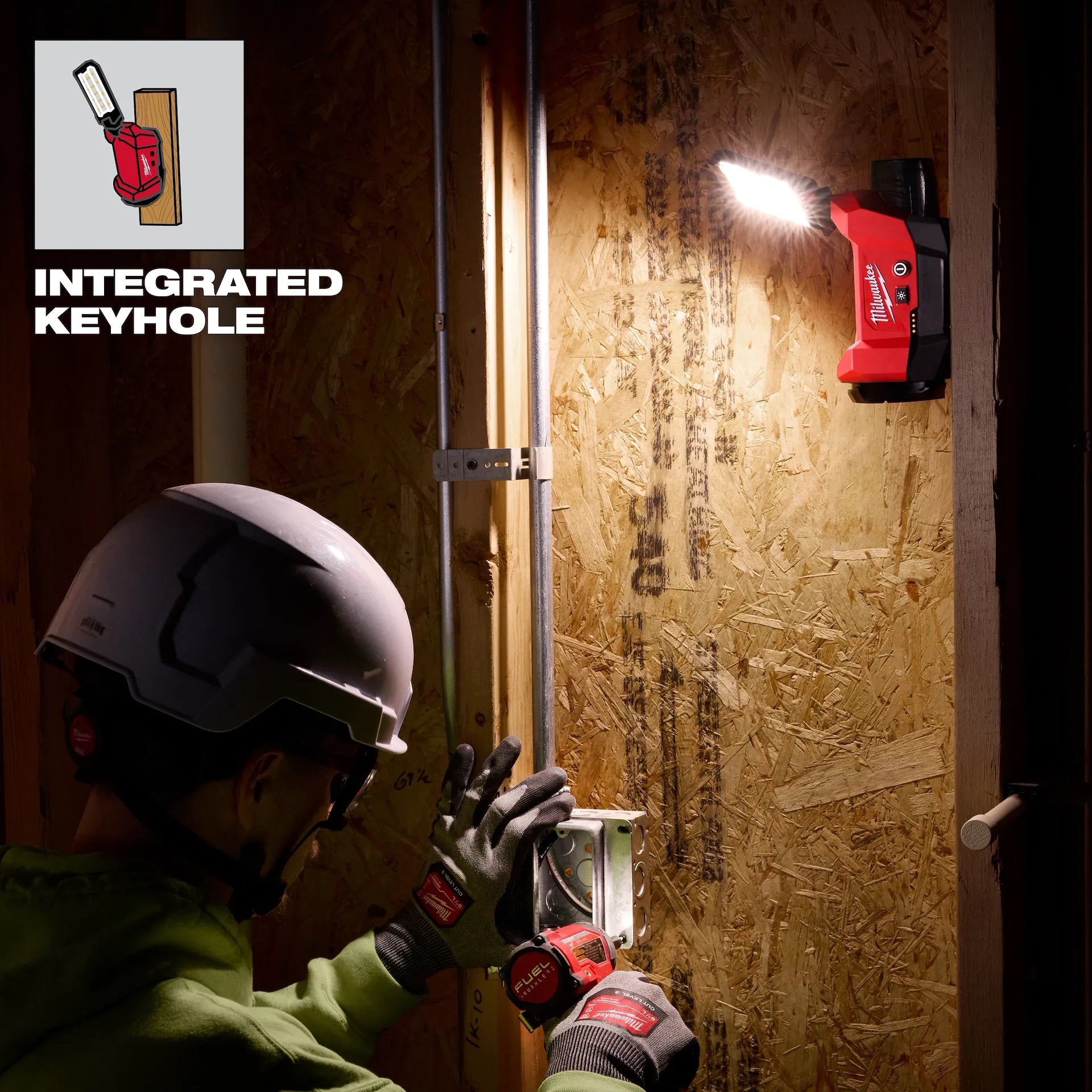 Milwaukee 2350-20 M12 Packout Flood Light Bare (1200 Lumens)
