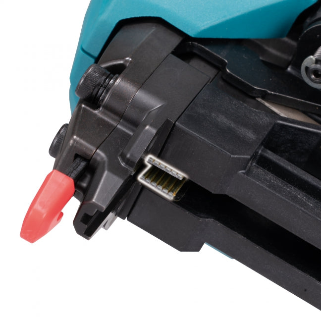 MAKITA DST630Z 18-Gauage x 1-1/2 In. Narrow Crown Stapler (Tool Only)