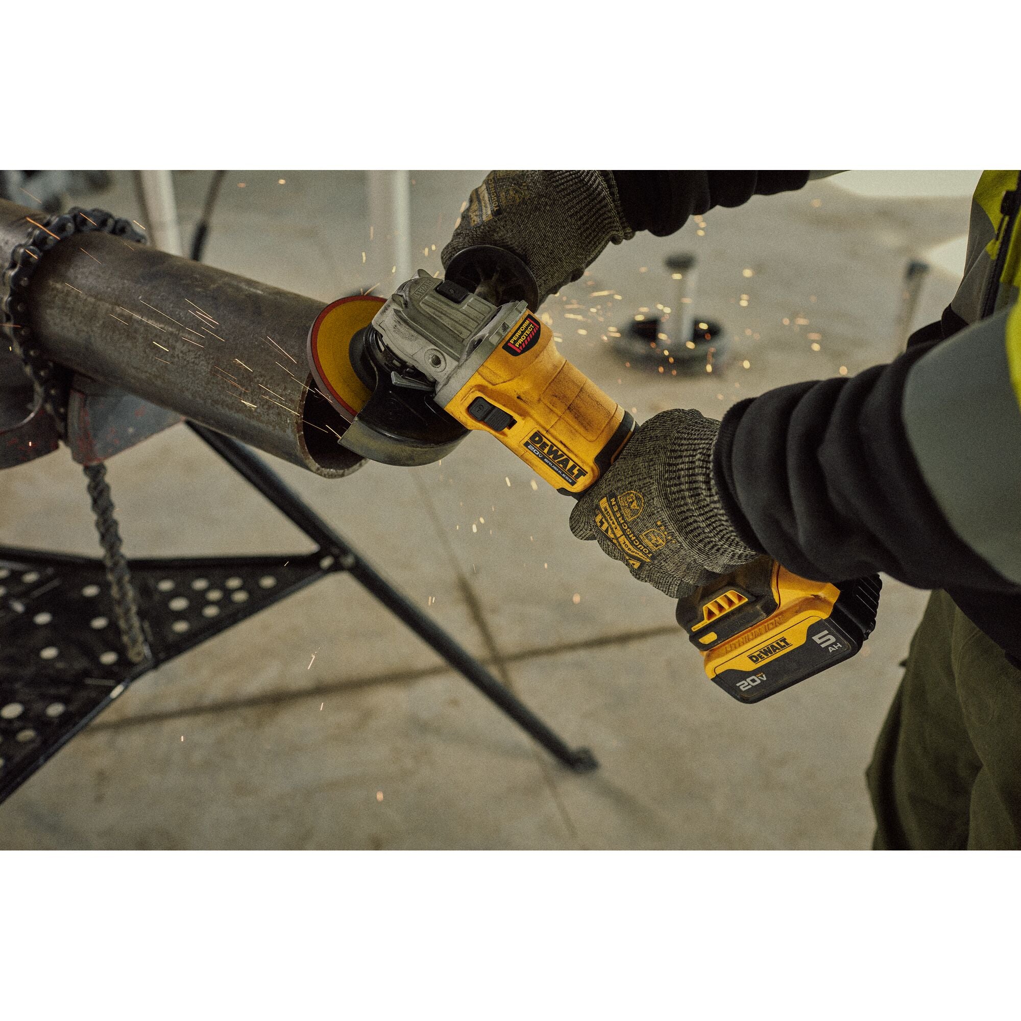 Dewalt DCG407B 20V Grinder Slide Bare 4-1/2 Inches (850W, Brake)