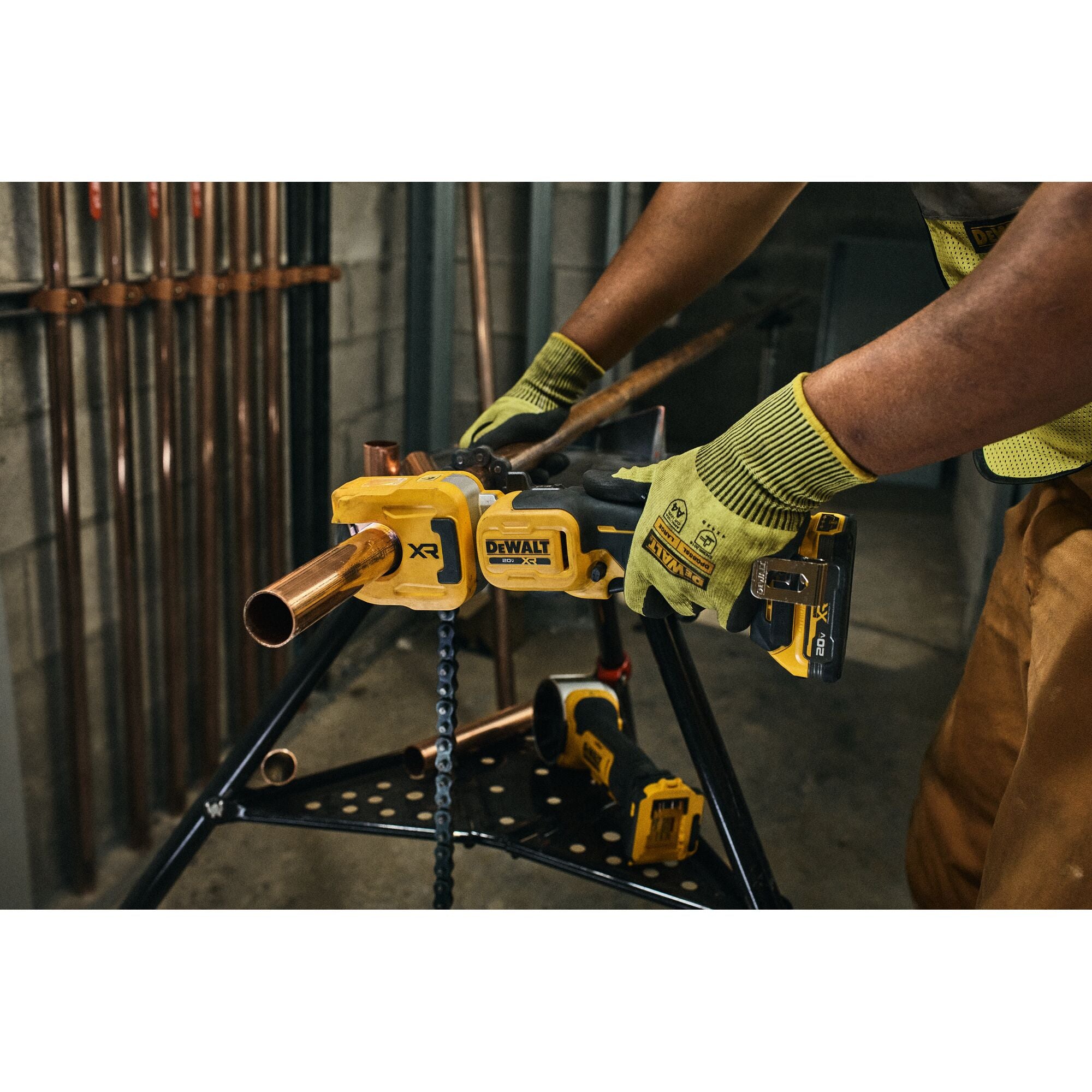 Dewalt DCE154B 20V Copper Tube Cutter Bare
