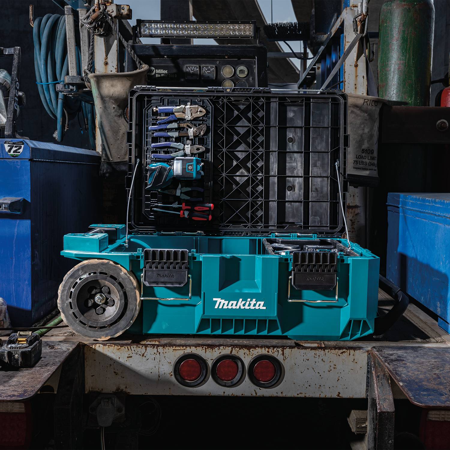 Makita Maktrak™ T-90009 Rolling Tool Chest