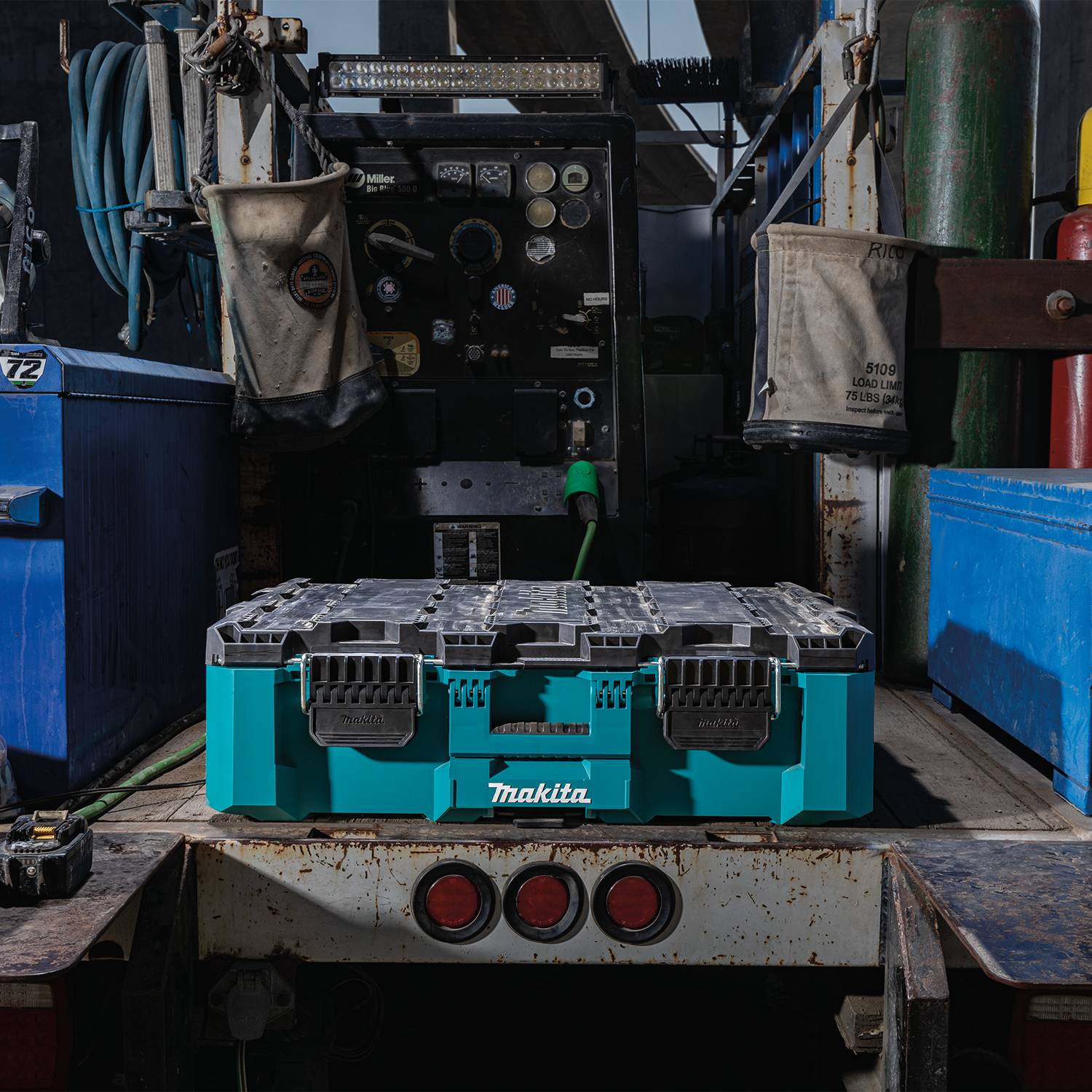 Makita Maktrak™ T-90015 Large Tool Box