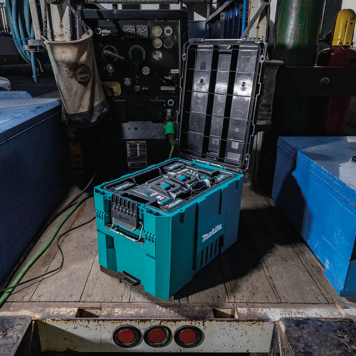 Makita Maktrak™ T-90021 Extra Large Extension Tool Box