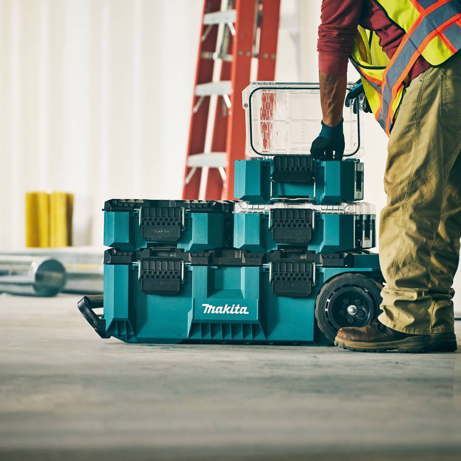Makita Maktrak™ T-90037 Medium Tool Box
