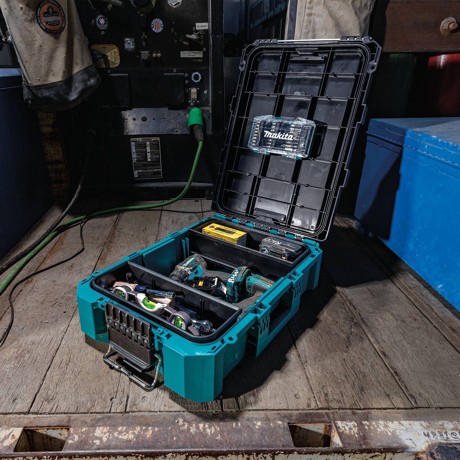 Makita Maktrak™ T-92134 2Pc Medium Storage Upper/Lower Tray Set (For T-90037)