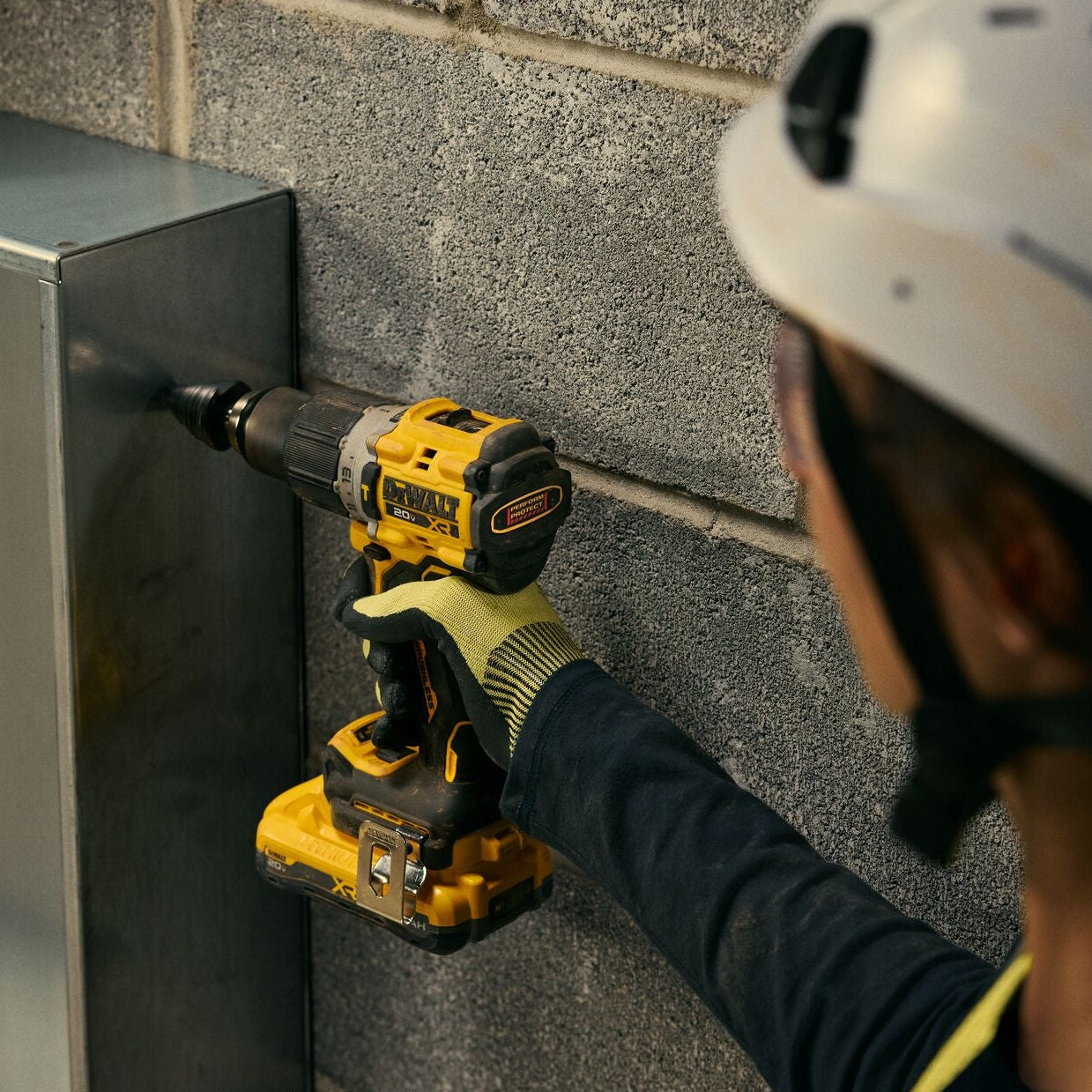 DeWalt DCD806B 20V MAX* XR Brushless Cordless 1/2 in. Hammer Drill (Tool Only)