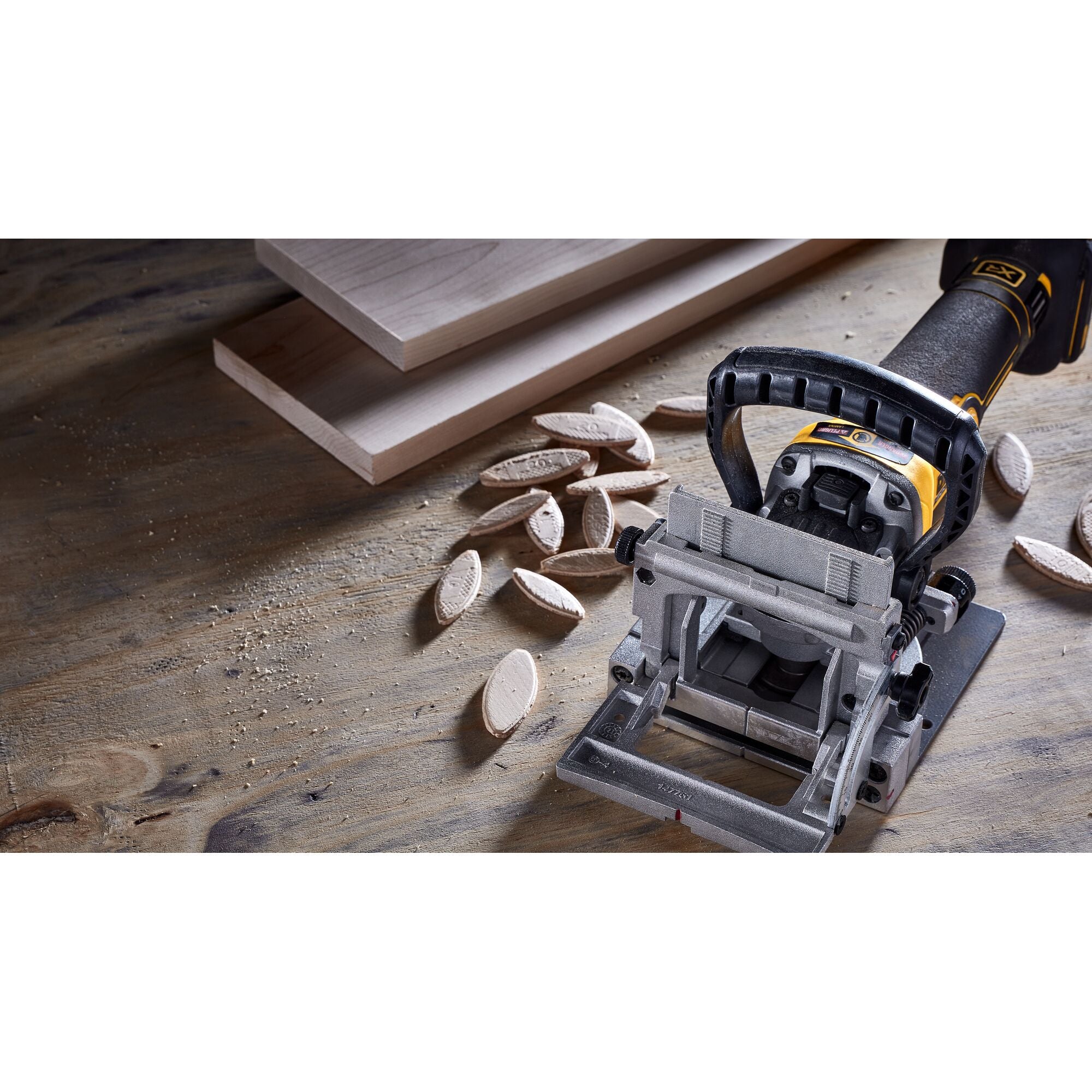 DeWalt DCW682B 20V MAX* XR Brushless Biscuit Joiner (Tool Only)