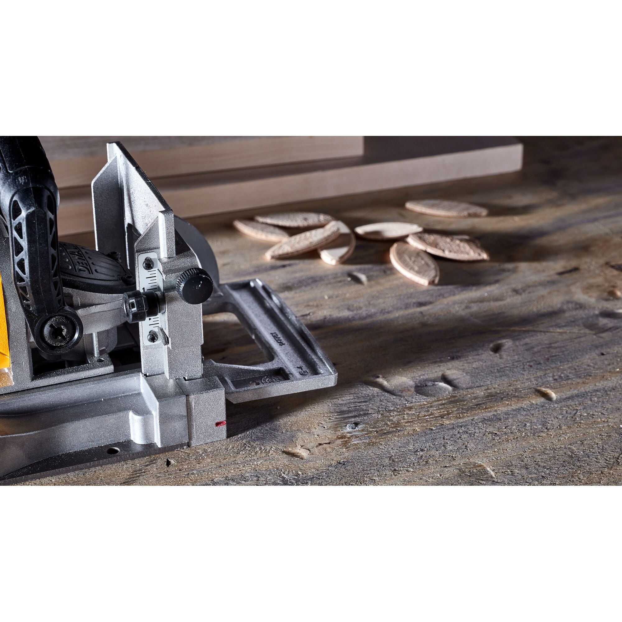 DeWalt DCW682B 20V MAX* XR Brushless Biscuit Joiner (Tool Only)